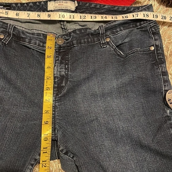 Torrid Denim Skinny Jeans - Picture 8 of 9